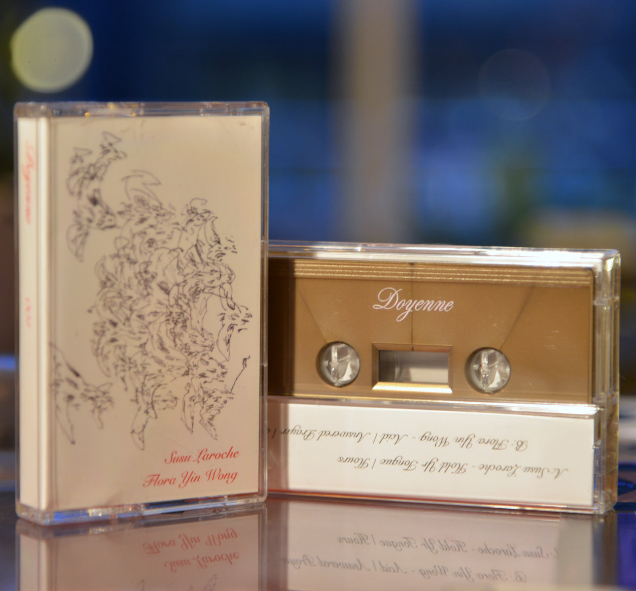 Susu Laroche / Flora Yin Wong - Doyenne 001