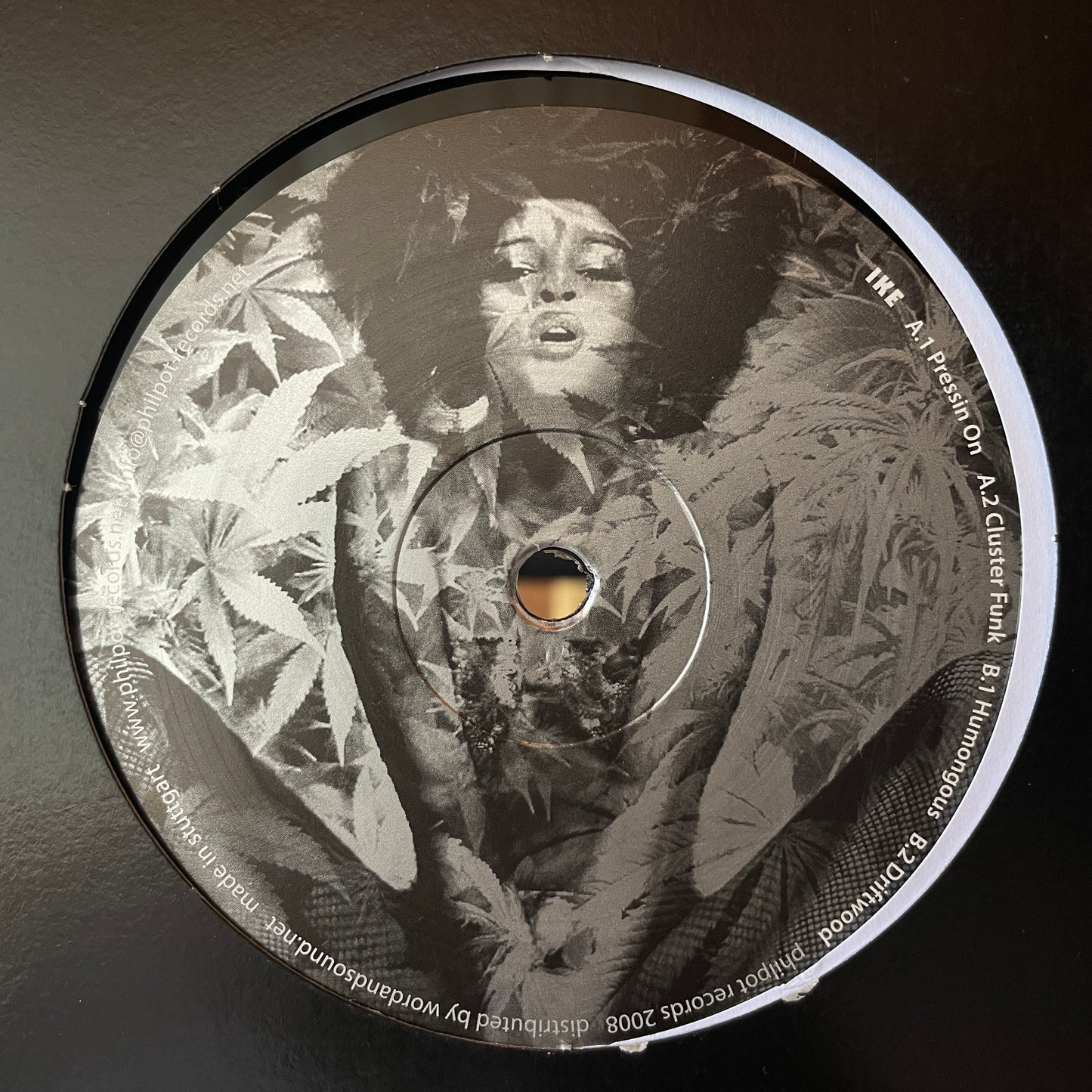Ike – Pressin' On