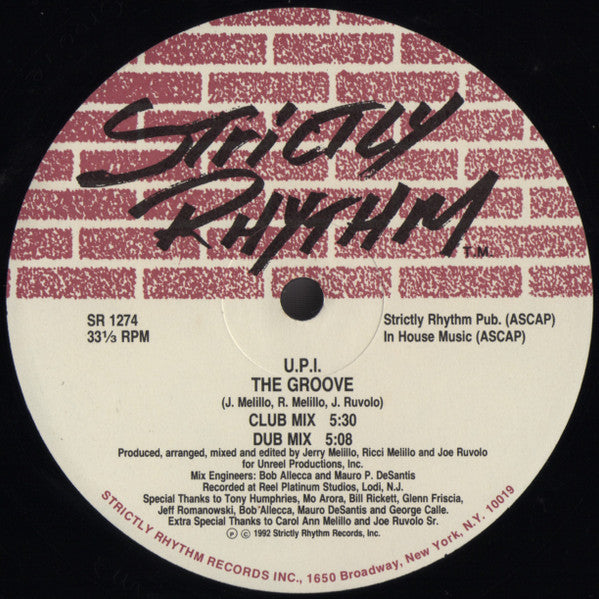 U.P.I. – The Groove / She's A Freak